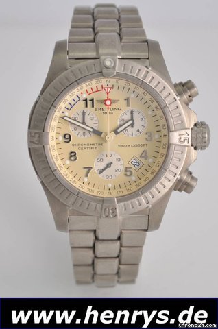 Breitling Chrono Avenger M1