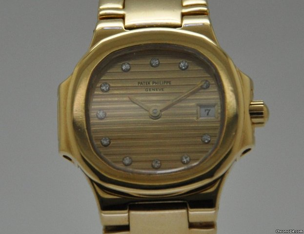 Patek Philippe Nautilus Lady Size