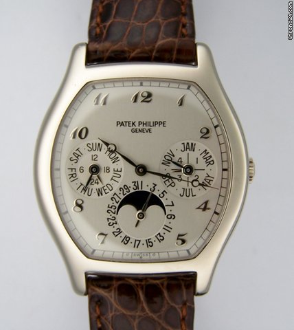 Patek Philippe CALENDARIO PERPETUO REF. 5040G