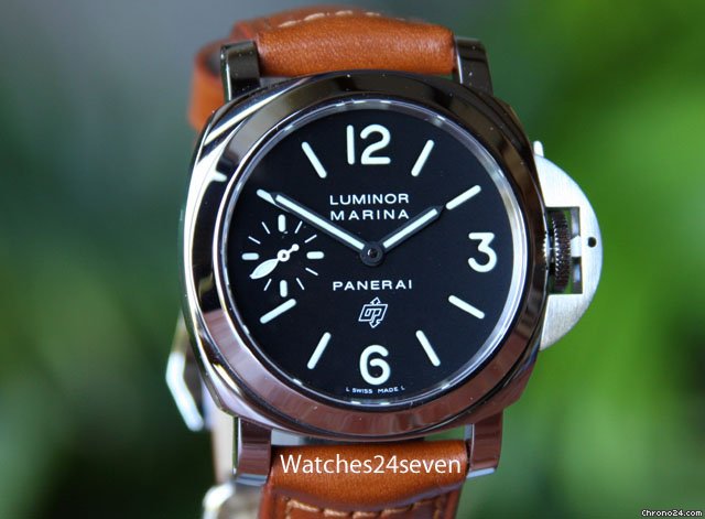 Panerai PAM 005 N Luminor Marina w Logo Dial & Second Hand 44 mm