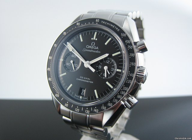 Omega Speedmaster Professional Moonwatch Co Axial Chronograph
