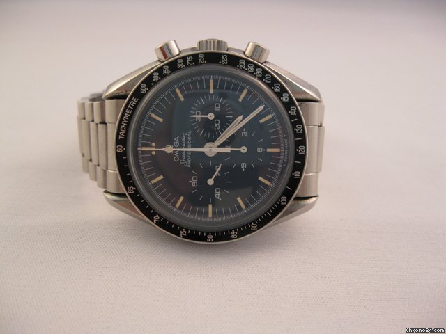 Omega speedmaster professional