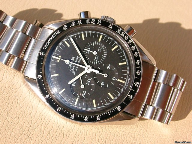 replica Omega Speedmaster Moon Watch Ref. 145.022 WATCHES 1 