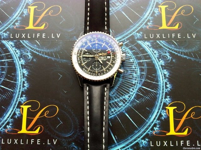 Breitling Navitimer World
