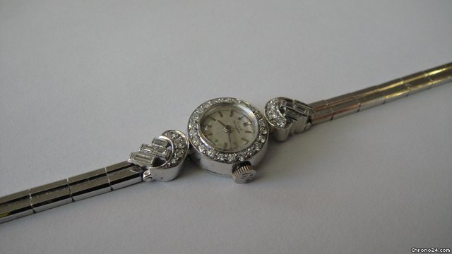 replica Girard Perregaux Lady Brillant Baguette Brique WATCHES 1 