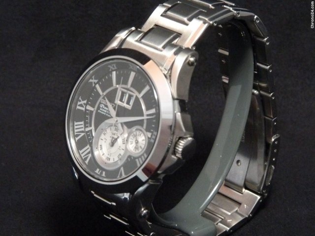 Seiko Kinetic Premier Perpetual Calendar SNP021P1 WATCHES 2