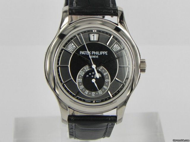 Patek Philippe ANNUAL CALENDAR MOONPHASE WHITE GOLD