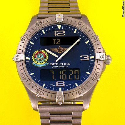 Breitling Aerospace  Edition Speciale Emirates