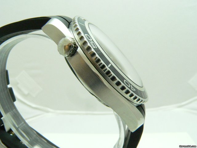 replica Omega Seamaster Planet Ocean 45,5 WATCHES 1 