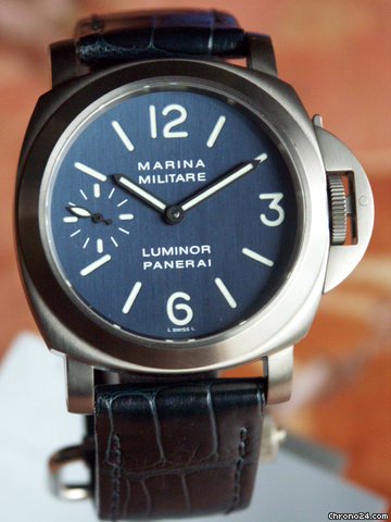 Panerai PAM 82 Marina Militare Mario Vespucci Special Ed. Titanium w Blue Dial