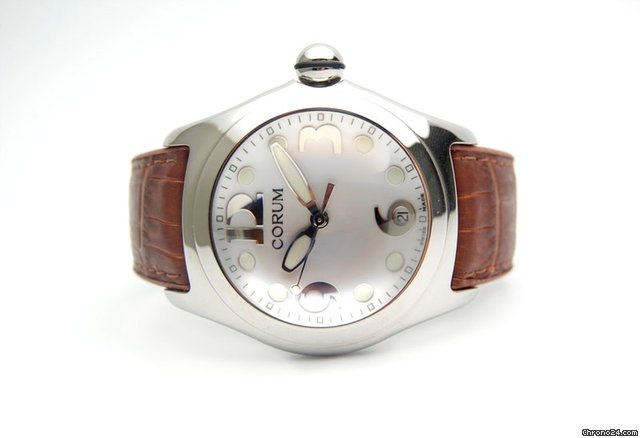 Corum BUBBLE