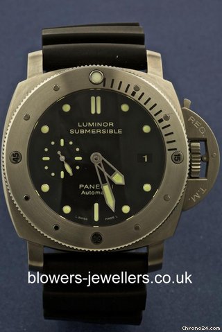 Panerai Manifattura Luminor 1950 3 Days Automatic PAM 00305