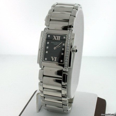Patek Philippe Twenty-4 4910/10A Pre-owned