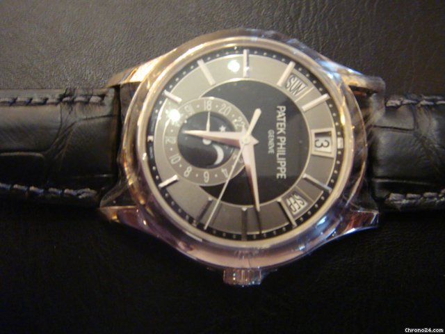 Patek Philippe 5205G