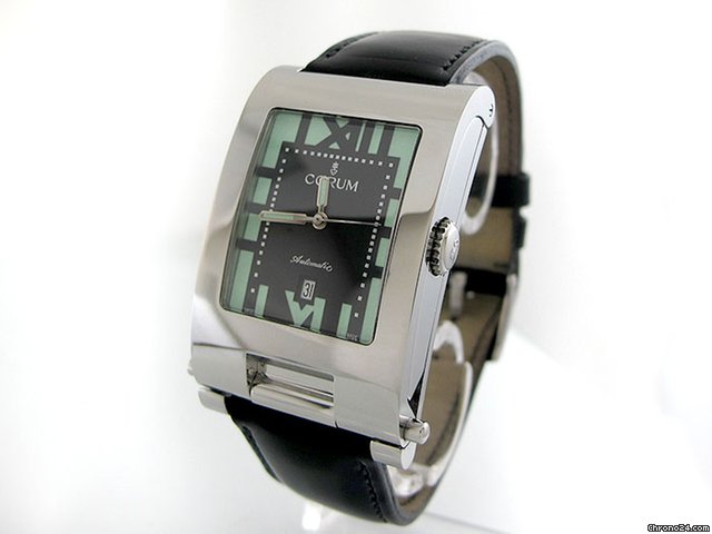 Corum TABOGAN Wende Uhr Edelstahl/Leder