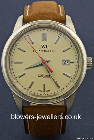 IWC Ingenieur "Tribute to Italy" IW3233-09