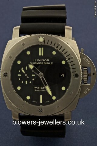 Panerai Manifattura Luminor 1950 3 Days Automatic PAM 00305