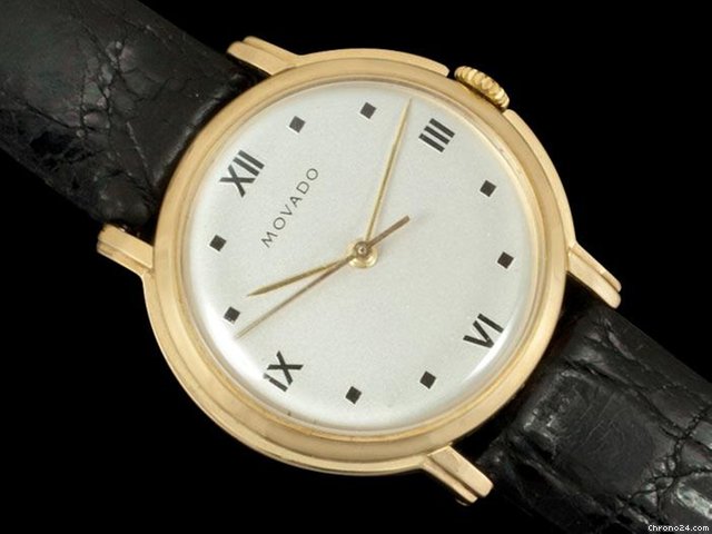 Movado 1940's MOVADO Vintage Mens Midsize Dress Watch - 14K GOLD