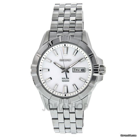 Seiko Solar Quartz Stainless Steel Mens Watch SNE175