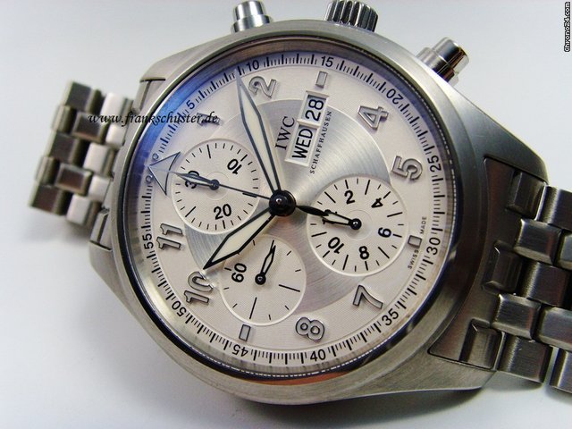 IWC Spitfire Fliegerchronograph 371705