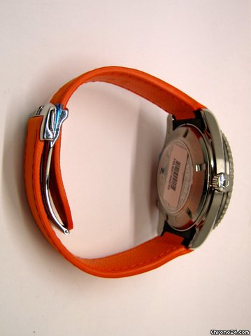 replica Omega Seamaster Planet Ocean NEU 45,5 mm  Orange WATCHES 1 