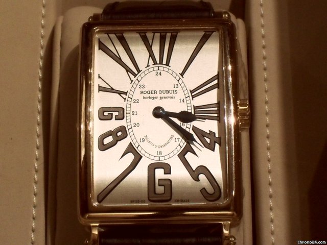 Roger Dubuis Much More