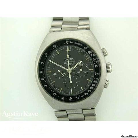 Omega Speedmaster Mark II steel manual on bracelet