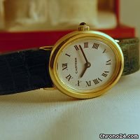 Cartier rare shape solid gold 18ct