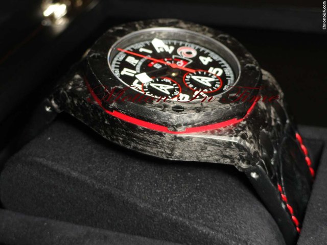 replica Audemars Piguet ALINGHI TEAM ROYAL OAK OFFSHORE CARBON LIMITED 1300 PIECES WATCHES 1 