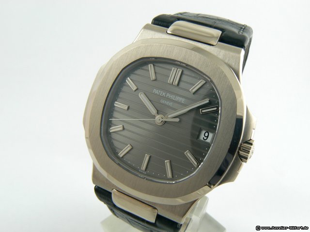 Patek Philippe NAUTILUS  WHITEGOLD  - NOS -   5711