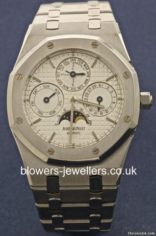 Audemars Piguet Royal Oak Perpetual Calendar Ref: 25820ST.OO.0944ST.03.
