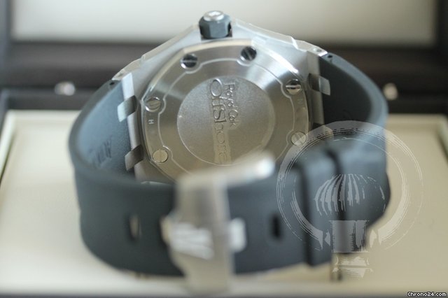 replica Audemars Piguet Royal Oak Offshore Diver (&euro;10.500,- Excl. VAT) WATCHES 1 