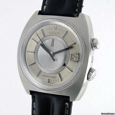 Omega MEMOMATIC DATE ALARM WATCH