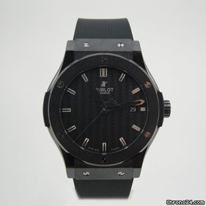 Hublot CLASSiC FUSION BLACK MAGiC 42 mm