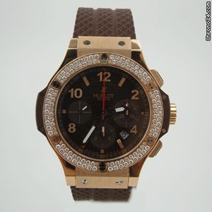 Hublot CAPPUCCiNO ROSE GOLD DiAMOND BEZEL 44 mm