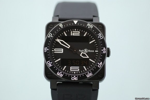 Bell & Ross Aviation Carbon (&euro; 2.095,- ex V.A.T.)