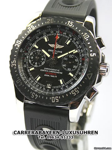 Breitling Skyracer Raven Stahl/Kautschuk