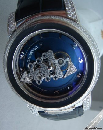Ulysse Nardin Freak 28800 Vh - Diamond Heart Platinum