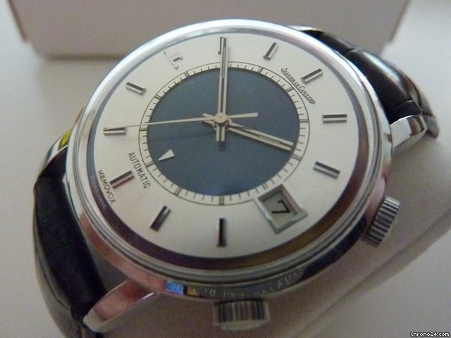 Jaeger-LeCoultre Memovox Date