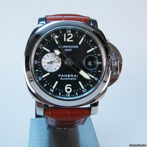 Panerai Luminor GMT