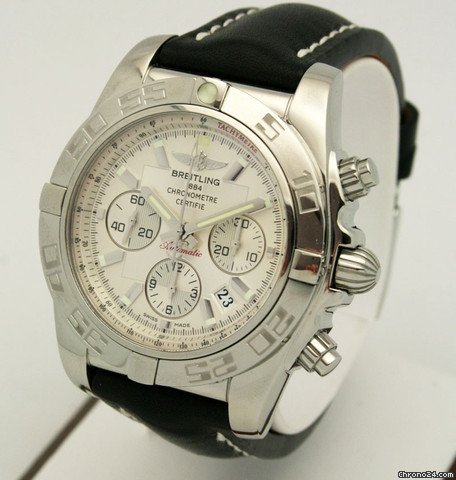 replica Breitling Chronomat 44 B01 AB011012/G684 WATCHES 1 