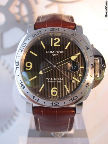 Panerai Luminor Marina GMT Pam 29 M  "Tuxedo"