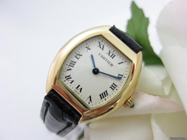 Cartier Tonneau 1910  18K /750Gold