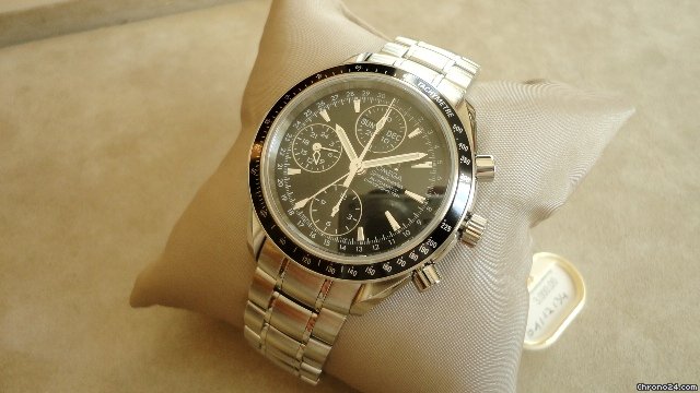 Omega UNGETRAGENE Speedmaster Day-Date Chronograph
