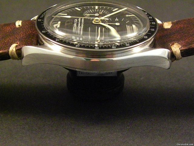 replica Omega SPEEDMASTER  PRE-MOON WATCHES 1 