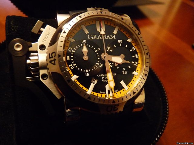 Graham CHRONOFIGHTER OVERSIZE DIVER DATE TURBO