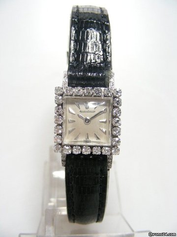 Jaeger-LeCoultre Lady art deco vintage carree en or blanc/white gold with diamonds in beze/lunette en diamants et entres cornes