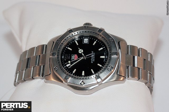 TAG Heuer Professional 200 Meters