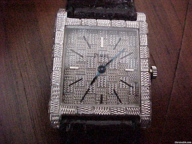 Piaget sqare