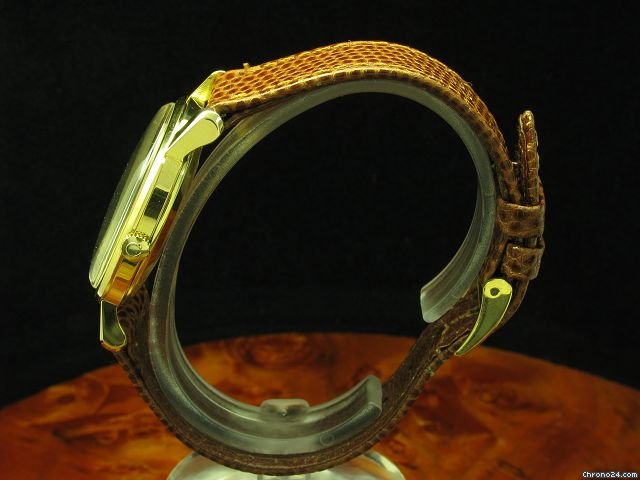 replica Omega Gold Mantel Automatic Herrenuhr Kaliber 552 WATCHES 1 